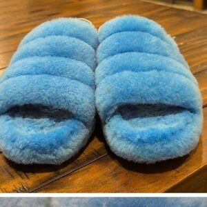 UGG Fluffy Sky Blue Slides in great preloved condition 10